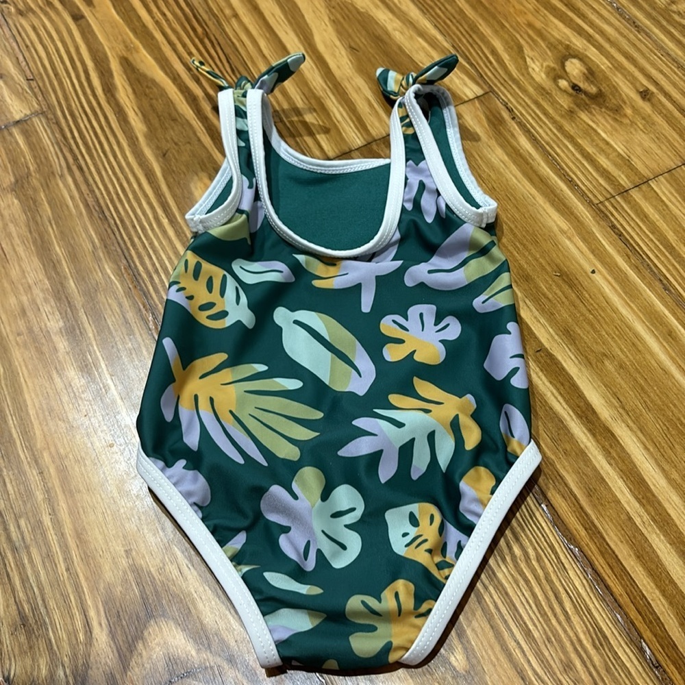 Little Co. By Lauren Conrad Size 9 Month Bathing Suit - Picture 4 of 4